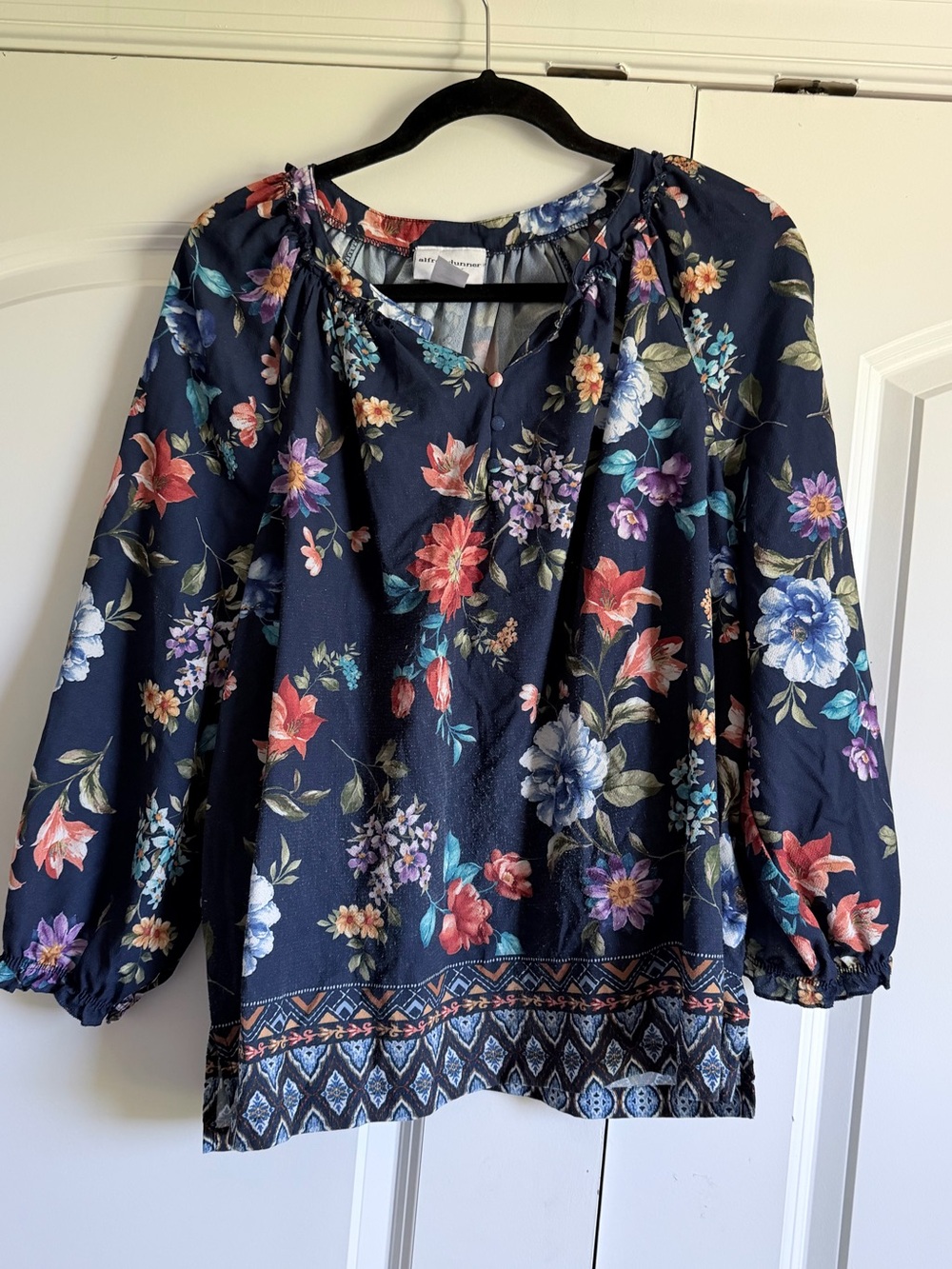 Alfred Dunner Navy Floral Tie-Neck Blouse